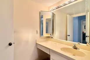 19 Westgate Ln, Boynton Beach, FL 33436 - Photo 6