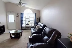1160 NW Lombardy Dr, Port Saint Lucie, FL 34986 - Photo 18