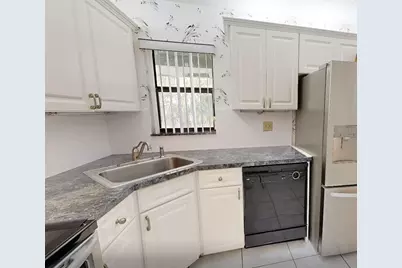 4049 N Carambola Circle N, Coconut Creek, FL 33066 - Photo 18