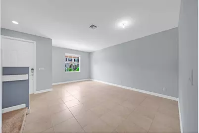 5271 Ashley River Road, West Palm Beach, FL 33417 - Photo 10