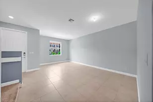 5271 Ashley River Rd, West Palm Beach, FL 33417 - Photo 10