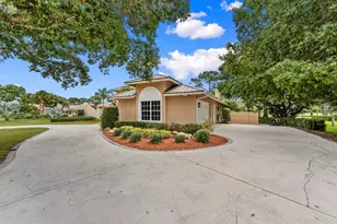 7310 Reserve Creek Dr, Port Saint Lucie, FL 34986 - Photo 8
