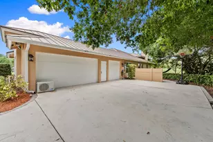 7310 Reserve Creek Dr, Port Saint Lucie, FL 34986 - Photo 6