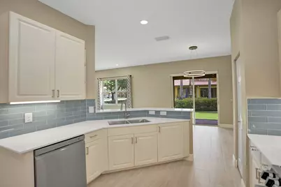 5779 NW 120th Avenue, Coral Springs, FL 33076 - Photo 14