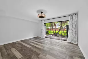 4221 SW 71st Ter, Davie, FL 33314 - Photo 8