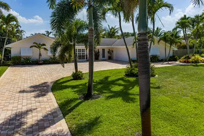 18 Saddleback Road, Tequesta, FL 33469 - Photo 1
