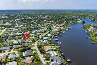 18 Saddleback Road, Tequesta, FL 33469 - Photo 2