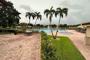100 Berkley Rd, Hollywood, FL 33024 - Photo 26