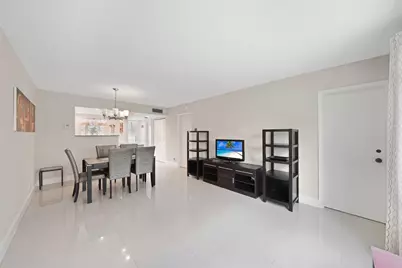 100 Berkley Road #109, Hollywood, FL 33024 - Photo 12