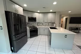 1933 NW 99th Ave, Pembroke Pines, FL 33024 - Photo 6