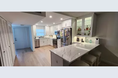 299 N Riverside Drive #604, Pompano Beach, FL 33062 - Photo 4