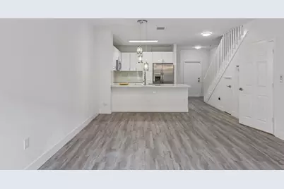 560 St Tropez Lane, Margate, FL 33068 - Photo 6