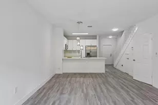 560 St Tropez Ln, Margate, FL 33068 - Photo 6