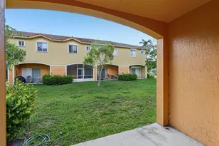 560 St Tropez Ln, Margate, FL 33068 - Photo 28