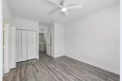 560 St Tropez Lane, Margate, FL 33068 - Photo 16