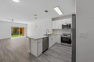 560 St Tropez Ln, Margate, FL 33068 - Photo 1