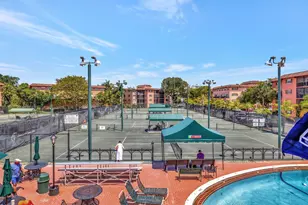 660 Tennis Club Dr, Fort Lauderdale, FL 33311 - Photo 18