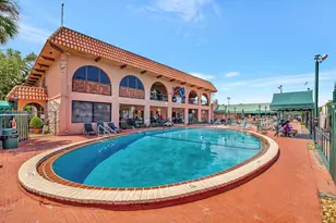 660 Tennis Club Dr, Fort Lauderdale, FL 33311 - Photo 14