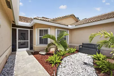 10469 Pelican Drive, Wellington, FL 33414 - Photo 4
