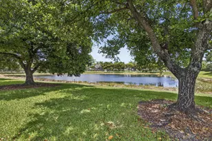 10469 Pelican Dr, Wellington, FL 33414 - Photo 40