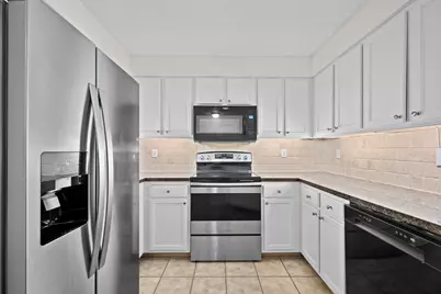 245 Murcia Drive #201, Jupiter, FL 33458 - Photo 10