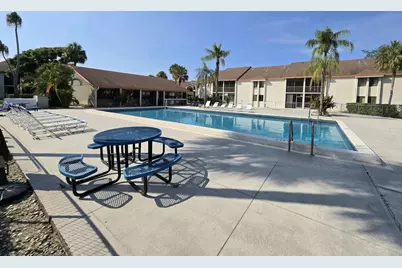 5577 Courtyard Drive, Margate, FL 33063 - Photo 24