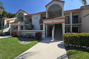5577 Courtyard Dr, Margate, FL 33063 - Photo 8
