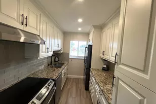 255 Main Blvd, Boynton Beach, FL 33435 - Photo 2