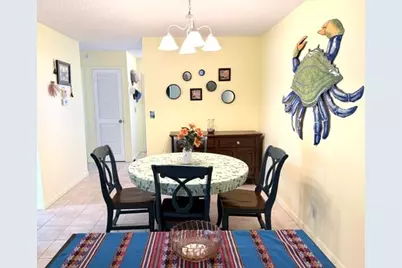 1216 S S Lakes End Drive #Apt D, Fort Pierce, FL 34982 - Photo 4