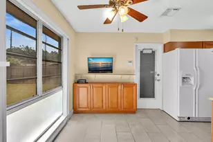4041 NE 18th Ter, Pompano Beach, FL 33064 - Photo 18