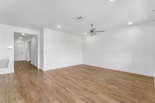 2770 NE Breezeway Cir, Ocean Breeze, FL 34957 - Photo 18