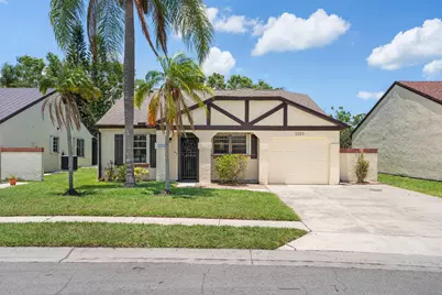 2225 SE Barrington Street, Port Saint Lucie, FL 34952 - Photo 1
