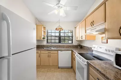 2225 SE Barrington Street, Port Saint Lucie, FL 34952 - Photo 10