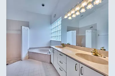 4610 NW 100th Way, Coral Springs, FL 33076 - Photo 50