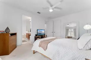 638 NW 38th Cir, Boca Raton, FL 33431 - Photo 18