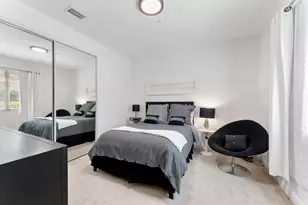 638 NW 38th Cir, Boca Raton, FL 33431 - Photo 4