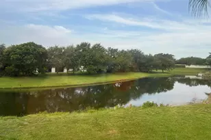 3540 Whitehall Dr, West Palm Beach, FL 33401 - Photo 6