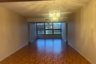 3540 Whitehall Dr, West Palm Beach, FL 33401 - Photo 10