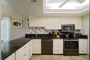 18369 SE Wood Haven Ln, Jupiter, FL 33469 - Photo 12