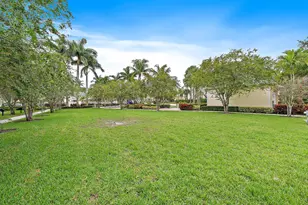 275 Murcia Dr, Jupiter, FL 33458 - Photo 24