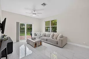 6455 Azura Lake Rd, Lake Worth, FL 33463 - Photo 8