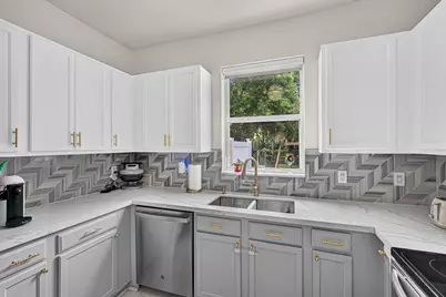6455 Azura Lake Road, Lake Worth, FL 33463 - Photo 18