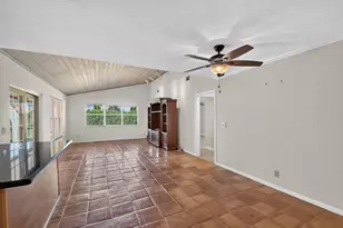 2400 SW 23rd Cranbrook Dr, Boynton Beach, FL 33436 - Photo 16