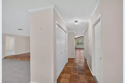 2400 SW 23rd Cranbrook Drive, Boynton Beach, FL 33436 - Photo 4