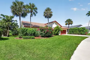 2400 SW 23rd Cranbrook Dr, Boynton Beach, FL 33436 - Photo 2