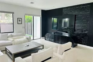 310 SW 9th St, Fort Lauderdale, FL 33315 - Photo 6