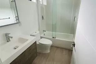 310 SW 9th St, Fort Lauderdale, FL 33315 - Photo 22