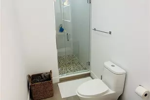 310 SW 9th St, Fort Lauderdale, FL 33315 - Photo 22