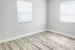 630 N 69th Ave, Hollywood, FL 33024 - Photo 12