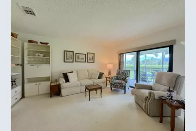 9 Stratford Drive E #B, Boynton Beach, FL 33436 - Photo 8